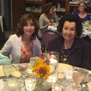 Meet your Posher, Laura